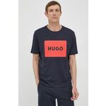 Pamučna majica HUGO boja: tamno plava, s tiskom - mornarsko plava. Široka majica kratkih rukava iz kolekcije HUGO. Model izrađen od tanke, elastične pletenine. Izuzetno udobni materijal.
