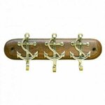 Sea-Club Keyholder 3 anchors - brass on wooden plate