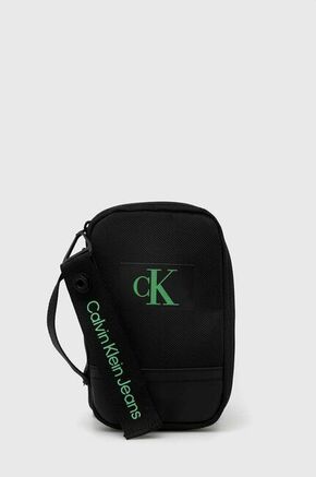 Kozmetička torbica Calvin Klein Jeans boja: crna - crna. Mala kozmetička torbica iz kolekcije Calvin Klein Jeans. Model izrađen od tekstilnog materijala. Model se lako čisti i održava.
