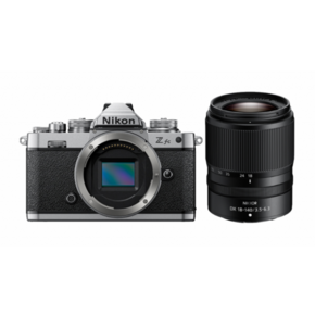 Digitalni fotoaparat Nikon Z fc + Z DX 18-140mm f/3.5-6.3 VR (SL)