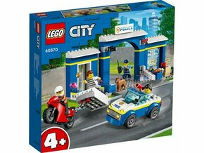 LEGO® City 60370 Potjera za policijskom postajom
