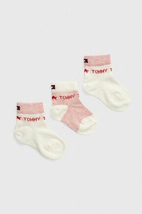Čarapice za bebe Tommy Hilfiger 3-pack boja: ružičasta - roza. Sokne za bebe iz kolekcije Tommy Hilfiger. Model izrađen od udobne pletenine. Izuzetno mekani materijal.