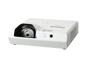Panasonic PT-TW381R LCD projektor 1280x800