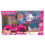Pink sportski automobil sa helikopterom i raznim dodacima