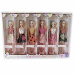 Modna lutka kolekcije ljetne odjeće Nicky u nekoliko različitih verzija