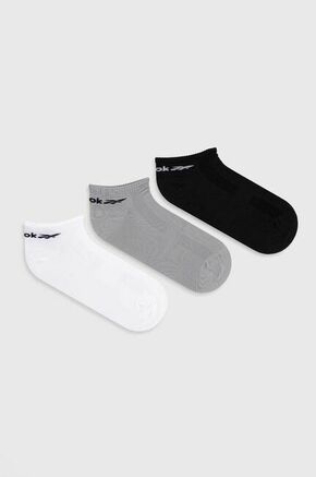 Čarape Reebok za muškarce - šarena. Niske čarape iz kolekcije Reebok. Model izrađen od elastičnog materijala. U setu tri para.