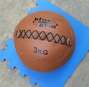 Wall functional ball 3 kg