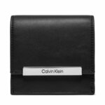 Mali ženski novčanik Calvin Klein K60K612206 Crna