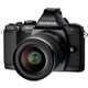 Olympus E-M5 crni digitalni fotoaparat