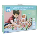 Drveni šareni set igračaka u dvorcu sa dodacima