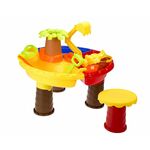 Stol palma s igračkama i stolicom