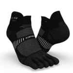 Čarape za trčanje run 900 s pet prstiju crno-crvene
