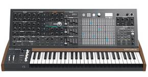 Arturia MatrixBrute analogni synthesizer