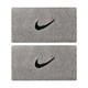 Znojnik za ruku Nike Swoosh Double-Wide Wristbands - matte silver/black
