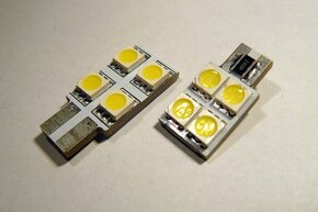 HSUN T10 (w5w) CANBUS SMDx4 LED žaruljaHSUN T10 (w5w) CANBUS SMDx4 LED bulb T10-SMD4-CB