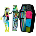 Monster High™: Tajne strašno dobrih prijatelja - Grozna svjetla Frankie Stein lutka - Mattel