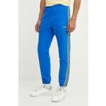 Donji dio trenirke adidas Originals s aplikacijom, IW3234