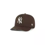Pamučna kapa sa šiltom 47 brand MLB New York Yankees boja: smeđa, bez uzorka, B-FHTCH17GWP-BW